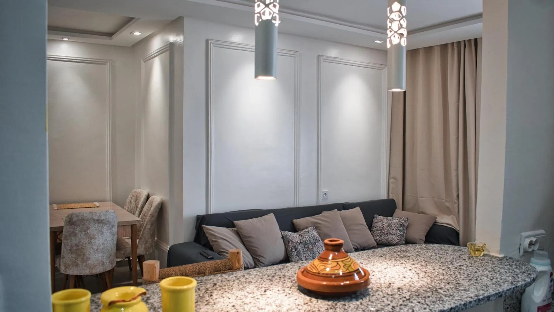 Entire Apartment In Anza Beach Agadir 0*,